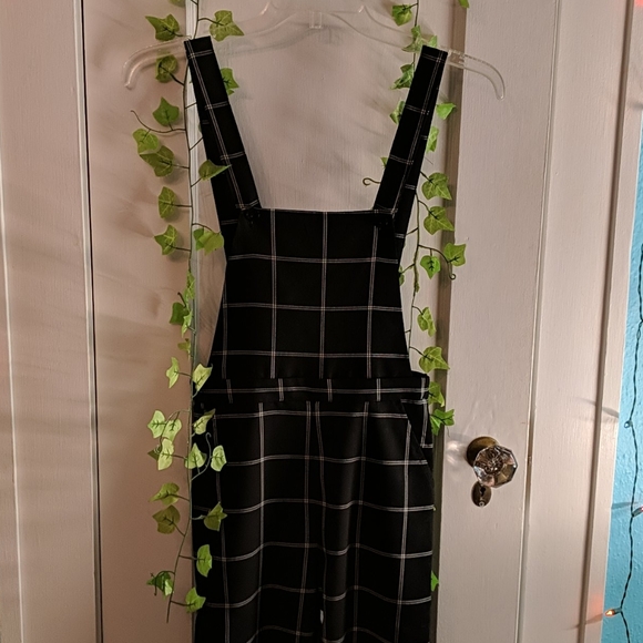 Forever 21 plaid overalls - Picture 1 of 4